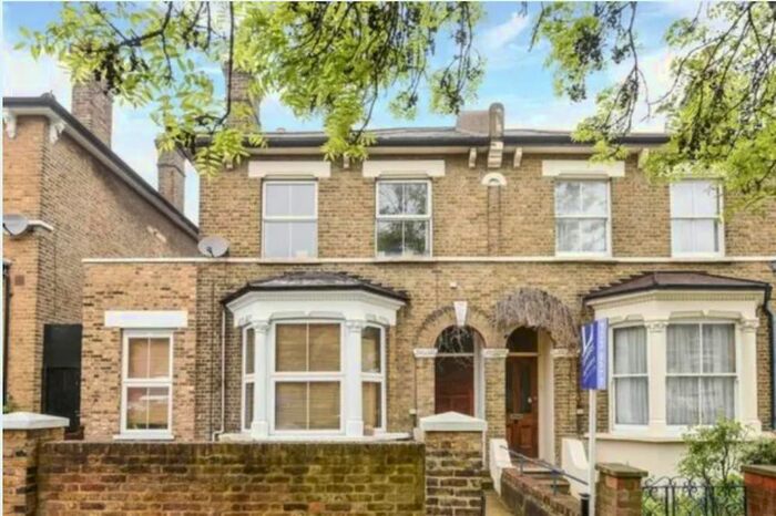 2 Bedroom Maisonette To Rent In Rockbourne Road, London, SE23