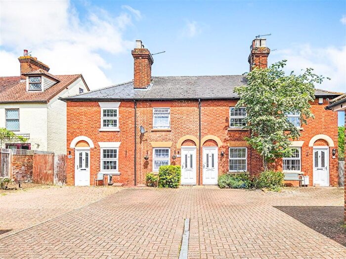 3 Bedroom Terraced House For Sale In Garden Road, Tonbridge, TN9