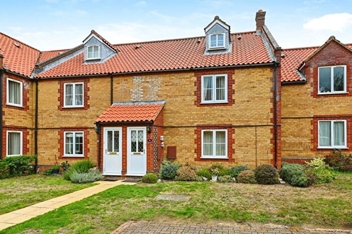 2 Bedroom Maisonette For Sale In Hunstanton Road, Dersingham, King's Lynn, PE31