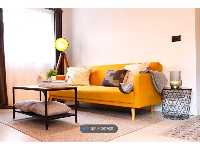 1 Bedroom Flat To Rent In Ramsay Road, Headington, Oxford, OX3