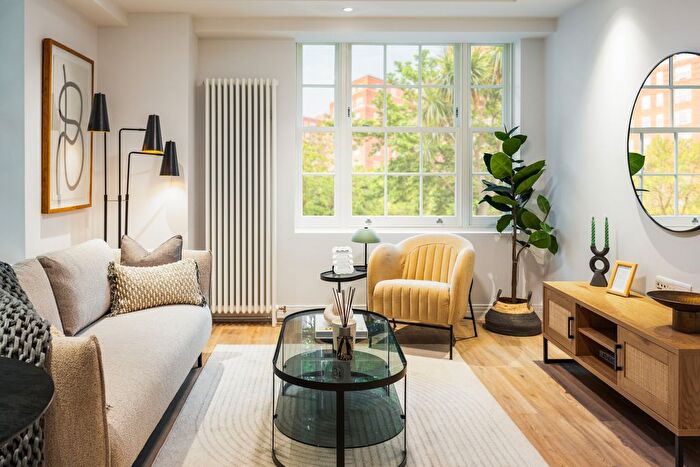 1 Bedroom Flat To Rent In Rodney House, Dolphin Square, Chichester Street, London Lx, London, SW1V