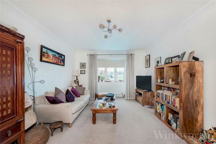 2 Bedroom Apartment To Rent In Sydenham Park Road, London, SE26