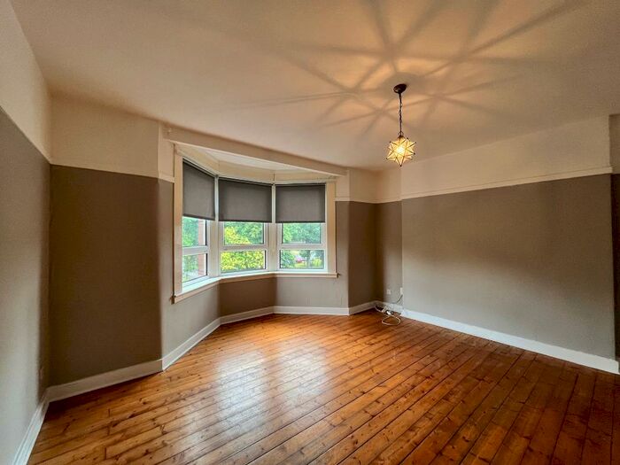 2 Bedroom Flat To Rent In Dumbarton Road, Whiteinch, Glasgow, G14