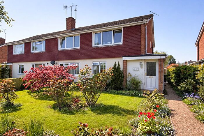 2 Bedroom Maisonette To Rent In Malwood Road, Hythe, Southampton, SO45