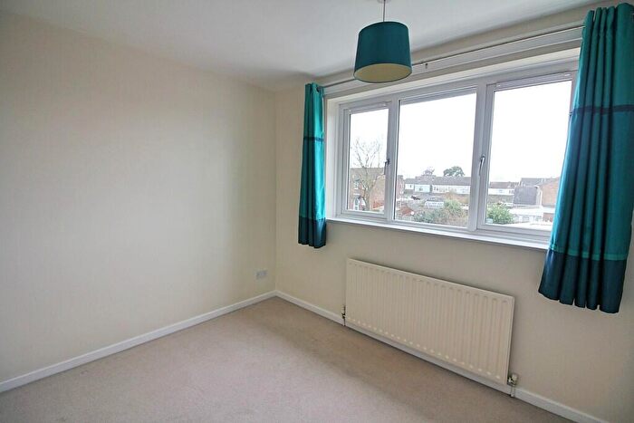 2 Bedroom End Of Terrace House To Rent In Alport Way, Wigston, Leicester, LE18