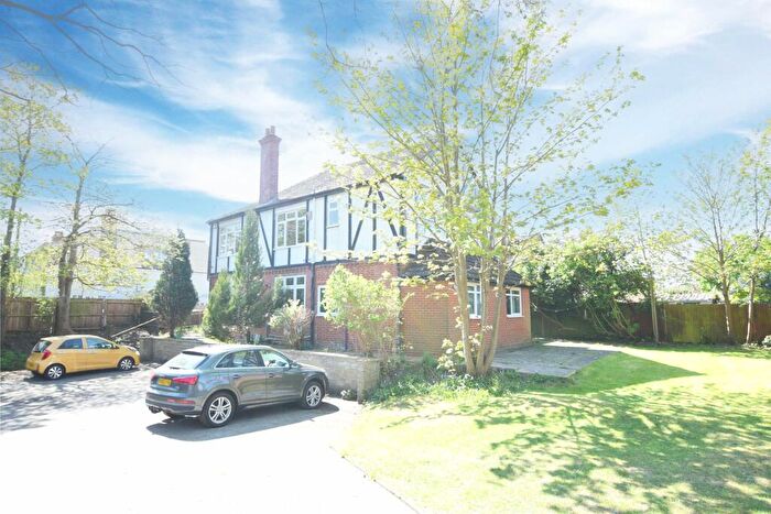 2 Bedroom Apartment To Rent In Tudor Court, Church Road West, Farnborough, Hampshire, GU14