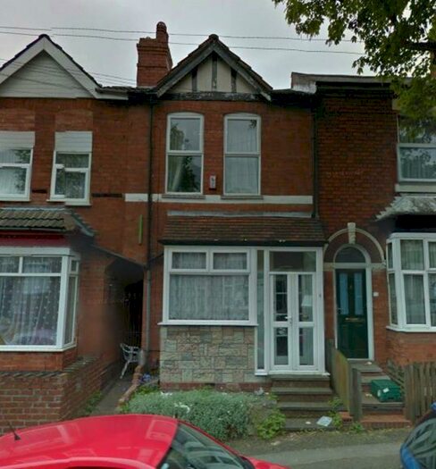 4 Bedroom Detached House To Rent In A Tiverton RoadSelly OakBirmingham, B29