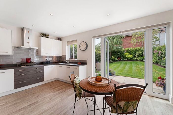 3 Bedroom Property To Rent In Parks Close, Hartford, Northwich, CW8