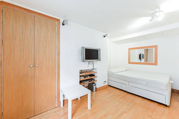 Studio To Rent In Gatliff Close, Pimlico, London, SW1W