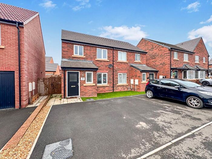 3 Bedroom Semi-detached House For Sale In Blackthorn Meadows, Hartwell Park, Hartlepool, TS27