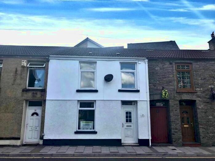 3 Bedroom Terraced House To Rent In Berw Road, Pontypridd, CF37