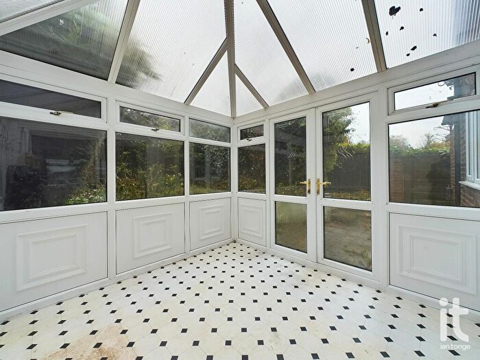 3 Bedroom Semi-Detached House For Sale In Windermere Road, High Lane, Stockport, SK6