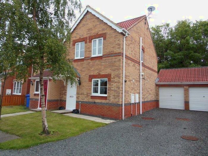 3 Bedroom Semi-Detached House To Rent In Millcroft Court, Blyth, Northumberland, NE24