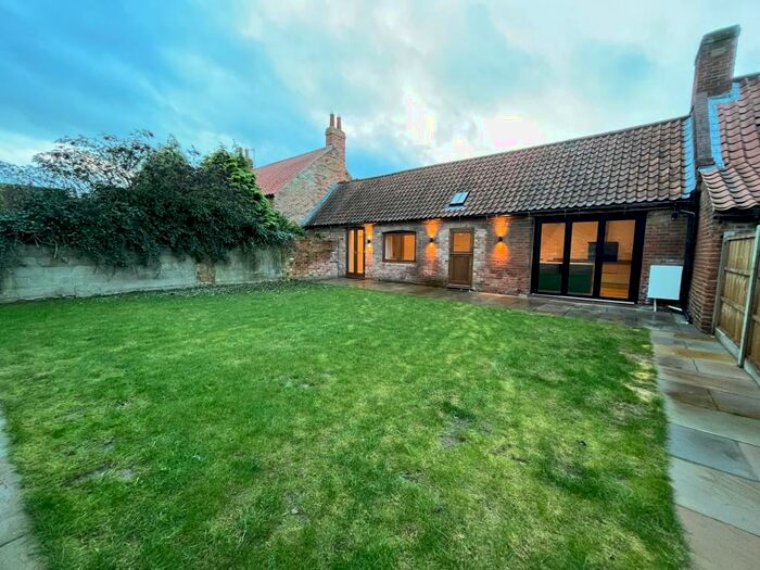1 Bedroom Barn Conversion To Rent In Main Street, Flintham, NG23