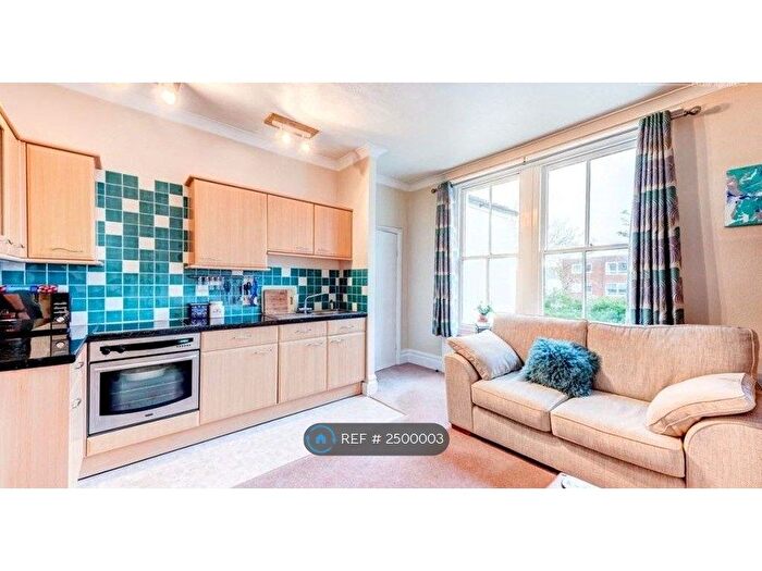 1 Bedroom Flat To Rent In Springfield Road, Brighton, BN1