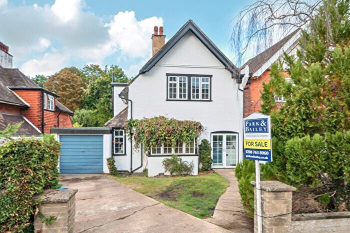 4 Bedroom Semi-Detached House For Sale In Old Lodge Lane, Purley, CR8