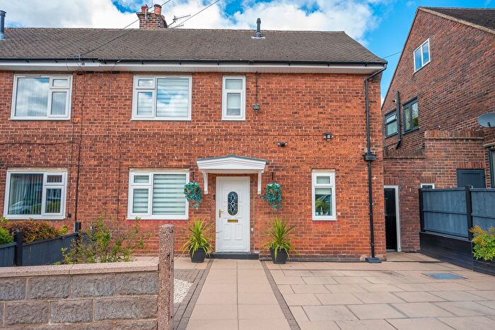 3 Bedroom Semi Detached House For Sale In Roundway, Stoke-On-Trent, ST3