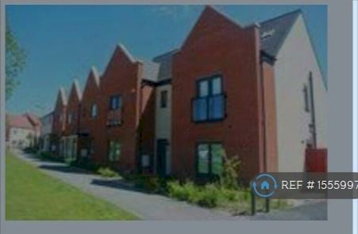 4 Bedroom Semi-Detached House To Rent In Trinity Way, Basingstoke, RG24