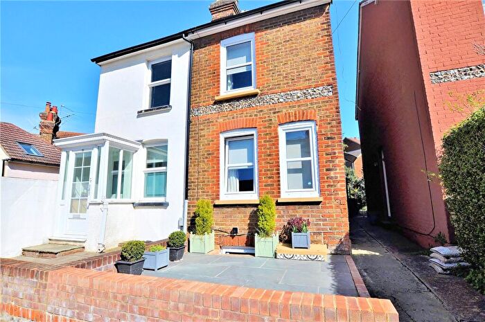 2 Bedroom Semi-Detached House To Rent In Denzil Road, Guildford, Surrey, GU2