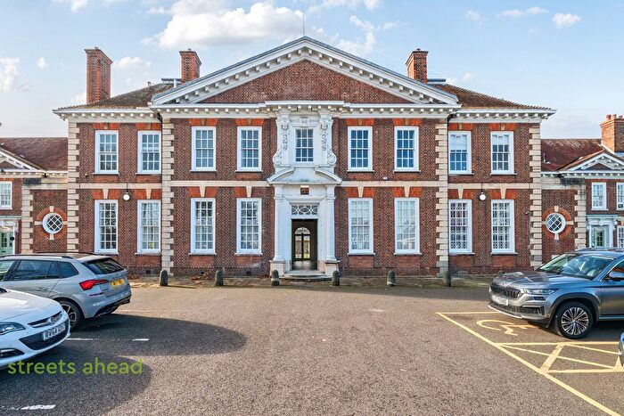 1 Bedroom Flat For Sale In Mottingham Road, London, SE9