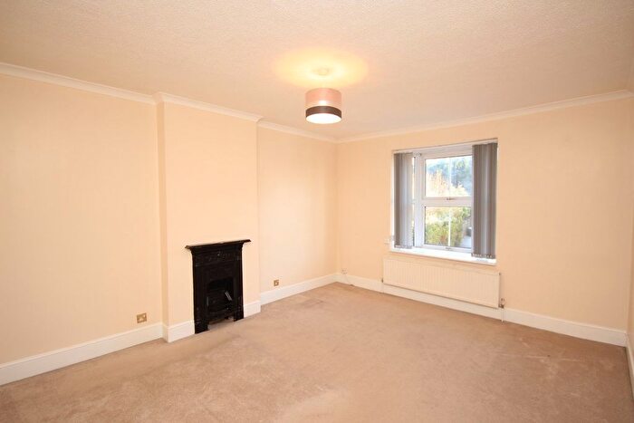 3 Bedroom Flat To Rent In High Street, Flitwick, MK45