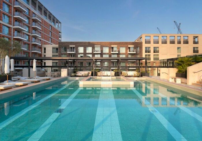 Studio To Rent In Nine Elms Lane, London, SW11