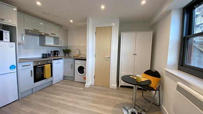 Studio To Rent In Barrett - Ref, CT1