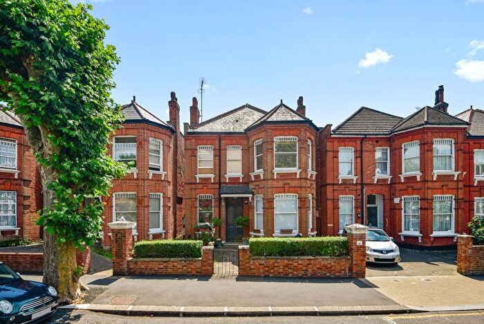 1 Bedroom Flat For Sale In Anson Road, Willesden Green, NW2