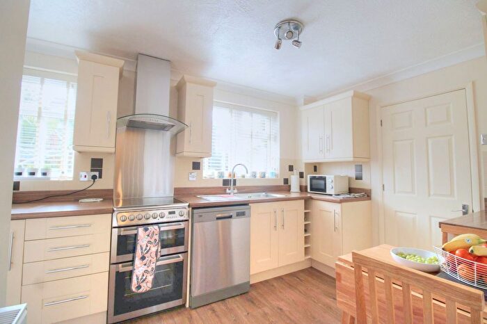 4 Bedroom Detached House For Sale In Grasmere Close, Eastbourne, BN23