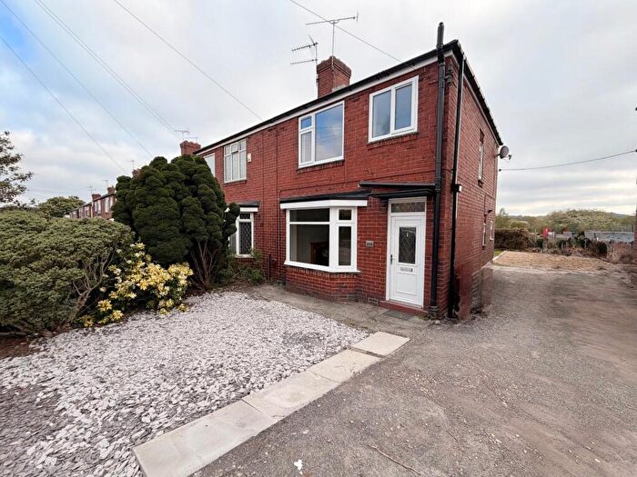 3 Bedroom Semi Detached House To Rent In The Common, Ecclesfield, Sheffield, South Yorkshire, S35