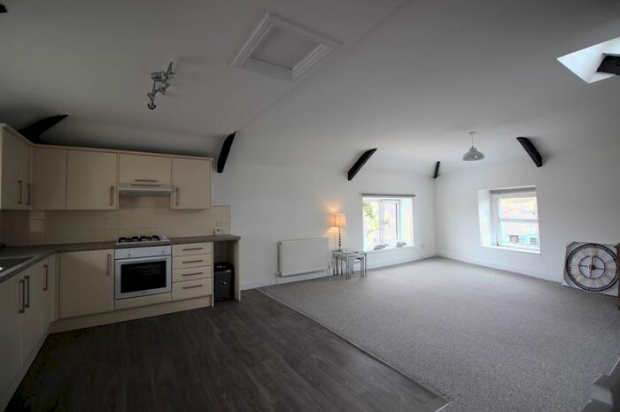 2 Bedroom Flat To Rent In Monnow Bridge, Monmouth, NP25