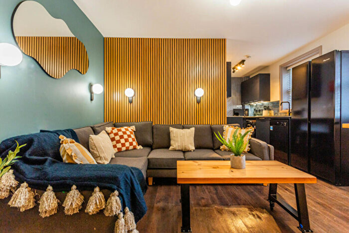 5 Bedroom Property To Rent In Flat, Crossgate Lofts, Durham, DH1