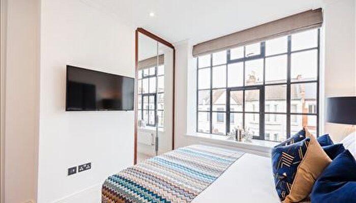 2 Bedroom Flat To Rent In Rainville Road, London, W6