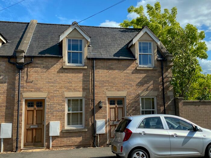 1 Bedroom Flat To Rent In New Cross Road, Stamford, PE9