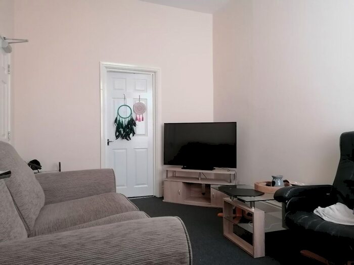 2 Bedroom Flat To Rent In Flat, Pendrill Street, Hull, HU3