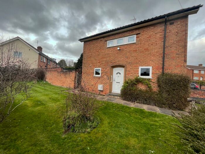 2 Bedroom House To Rent In Woodington Road, Sutton Coldfield, B75