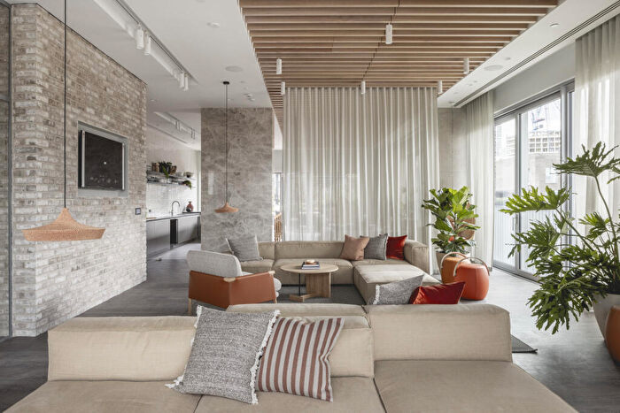 Flat To Rent In Bloom West, Nine Elms Ln, Nine Elms, London, SW11