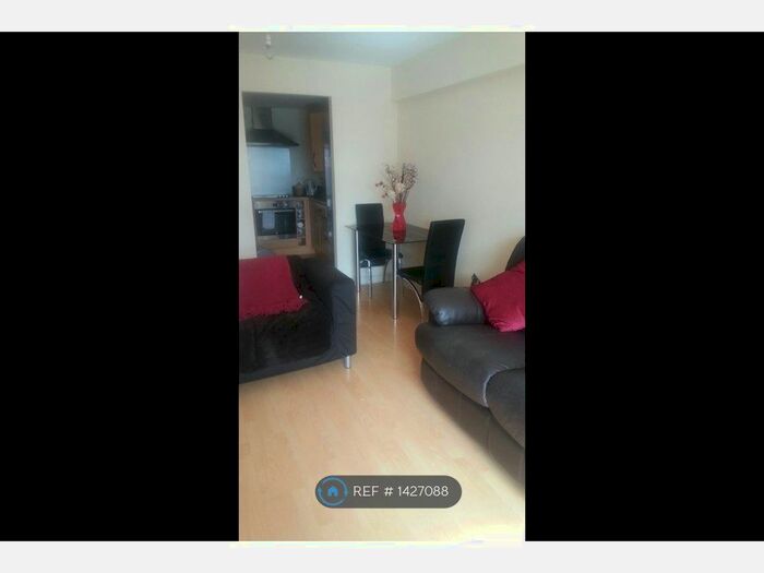 2 Bedroom Flat To Rent In West Point, Sheffield, S1