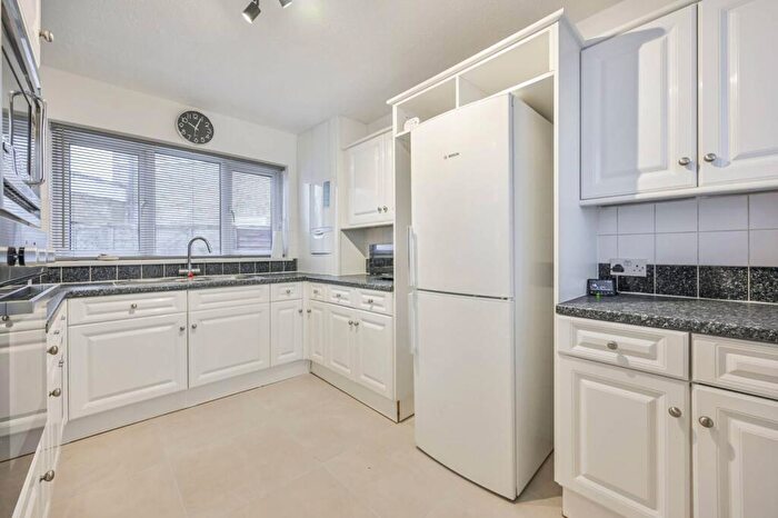 5 Bedroom Semi Detached House To Rent In Sweet Briar Grove, , Edmonton, London, N9