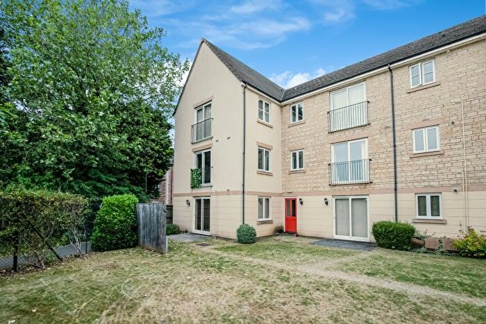 2 Bedroom Flat To Rent In Thornley Close, Abingdon, OX14