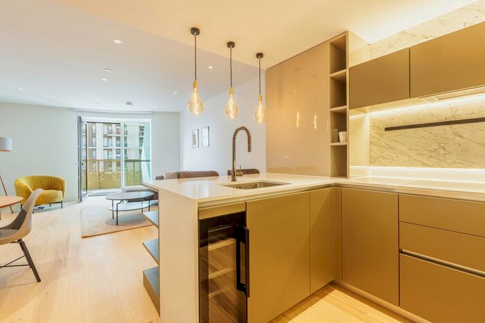 2 Bedroom Flat To Rent In White City Living, Cassini Apartments, Cascade Way, White City, W12