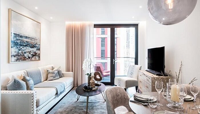 1 Bedroom Flat To Rent In Thornes House, Charles Clowes Walk, Nine Elms, London, SW11