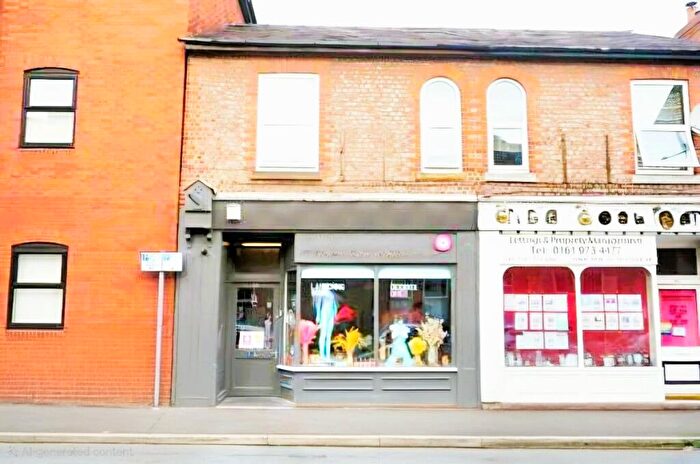 Flat To Rent In Tatton Road, Sale, M33