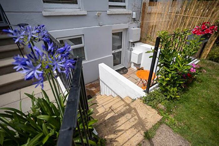 1 Bedroom Apartment To Rent In Old Bath Road, Basement Flat, Cheltenham, GL53