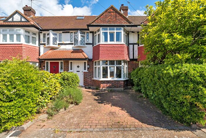 4 Bedroom Terraced House For Sale In Barnfield Avenue, Kingston Upon Thames, KT2