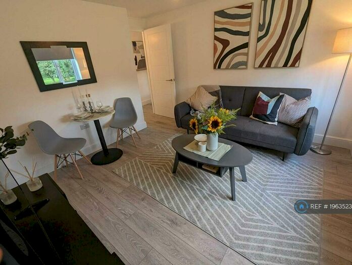 1 Bedroom Flat To Rent In Langland Road, Netherfield, Milton Keynes, MK6