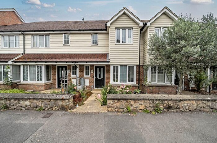 3 Bedroom Terraced House For Sale In Atkins Close, Tonbridge, TN10