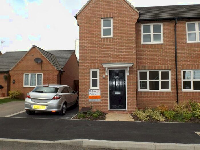 3 Bedroom House To Rent In East Street, Warsop Vale, NG20