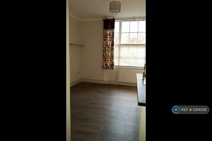 1 Bedroom Flat To Rent In Tutbury, Tutbury, Burton-On-Trent, DE13