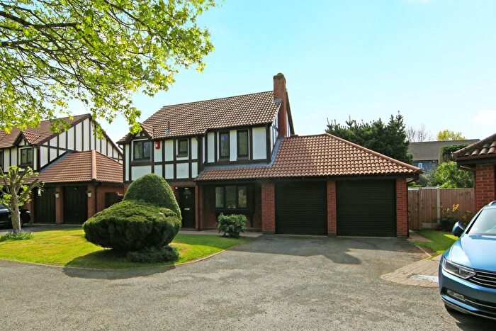 4 Bedroom Detached House For Sale In Horsechestnut Drive, Telford, TF5